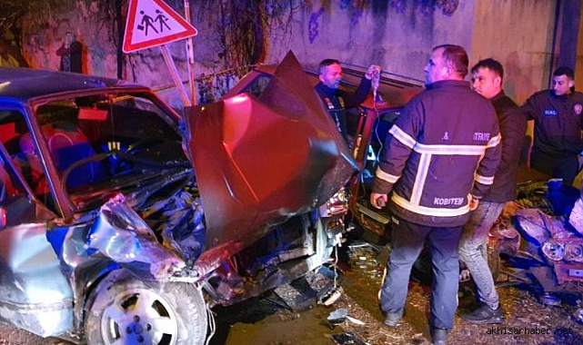 Manisa Demirci'de Trafik Kazası: 6 Yaralı