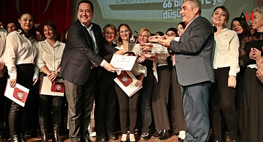 Uluslararası Altın Saat Kulesi Festivali ödülleri Akhisar'da verildi