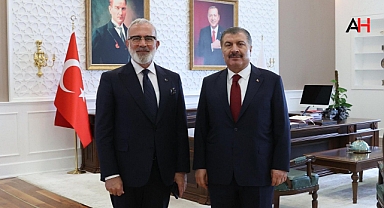 Yenişehirlioğlu Manisa'nın 2023 yılı sağlık hizmetlerini değerlendirdi