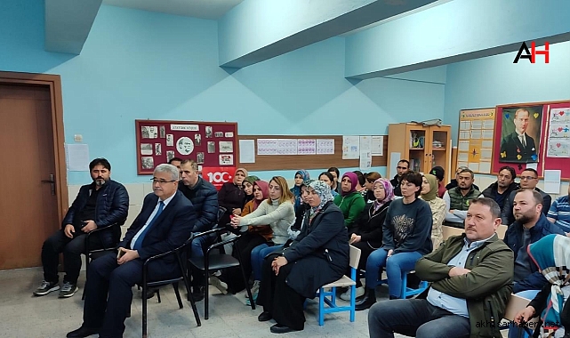 Zeytinliova'da Bağımlılıkla Mücadelede Eğitim Hamlesi