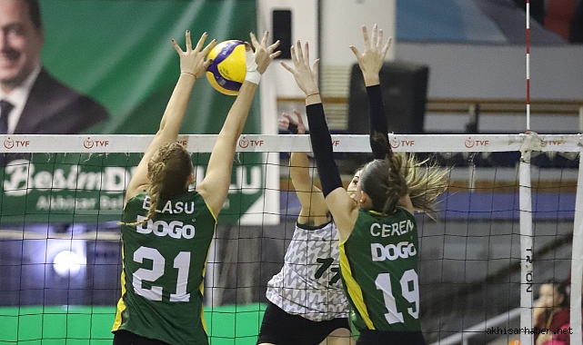 Akhisar Belediyesi Voleybol Takımı, Play-Off Yolunda Emin Adımlarla İlerliyor