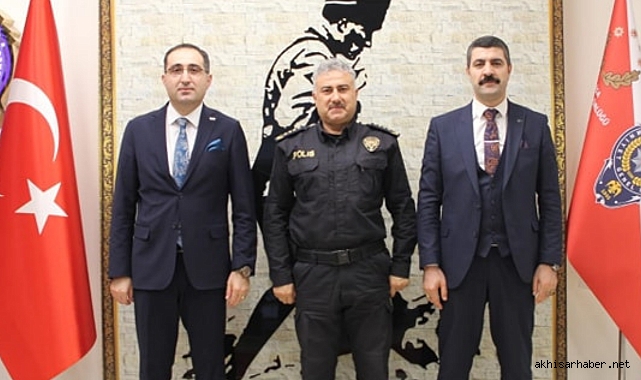 Akhisar Cumhuriyet Başsavcısı Erkaya'dan il emniyet müdürüne ziyaret