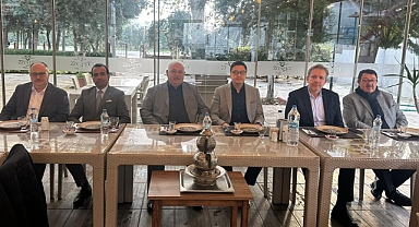 Akhisar'da Cumhur İttifakın Kahvaltı Buluşması: Yerel Seçimler Öncesi Birlik Beraberlik Vurgusu