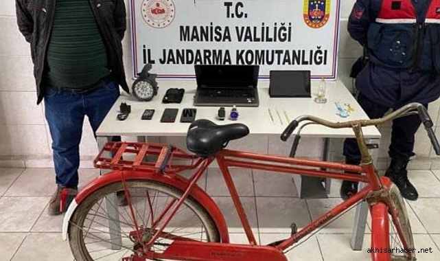 Akhisar'da Seri Hırsızlık Faaliyetlerine Son: Aranan Şüpheli Yakalandı