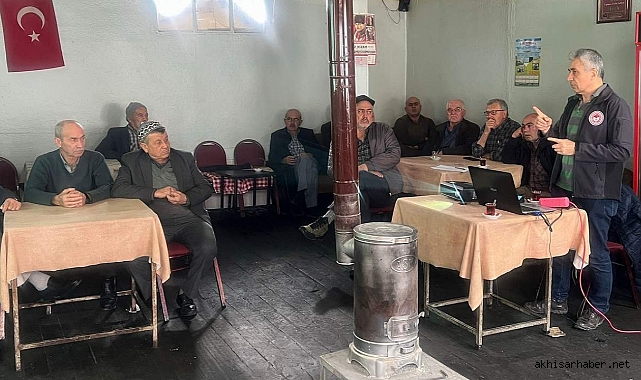 Akhisar İlçe Tarım'dan Seralara Hastalıkla Mücadele Eğitimi