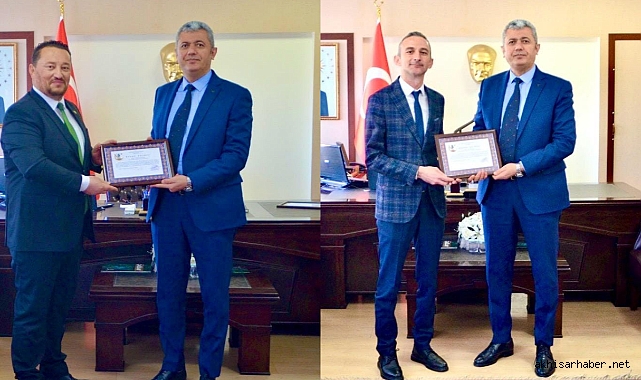 Akhisar Macide Ramiz Taşkınlar Fen Lisesi Yöneticilerine Başarı Belgeleri