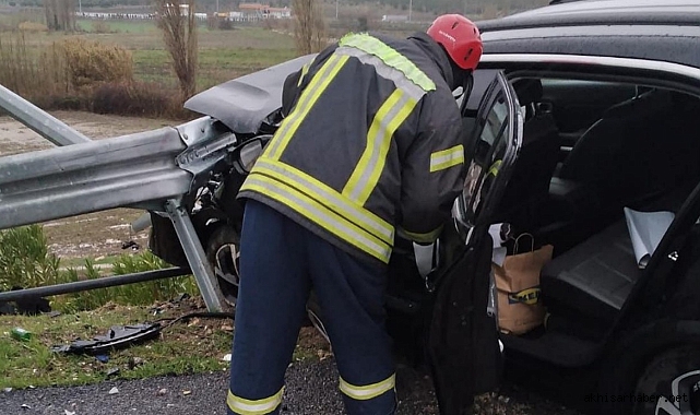Akhisar-Soma arası otobanda feci kaza