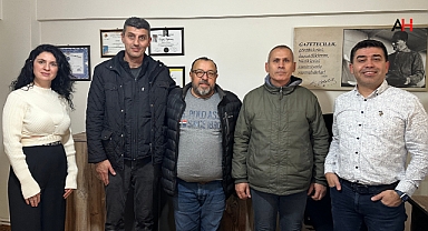 Akhisargücü Spor Kulübü'nden Anlamlı Ziyaret: Gazeteciler Günü Kutlaması