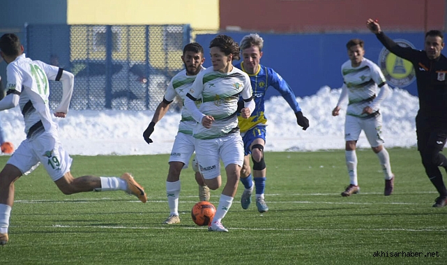 Akhisarspor, Ağrı 1970 Spor deplasmanında 2-1 yenildi
