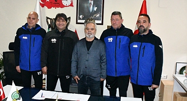 Akhisarspor'da Yeni Teknik Direktör İsa Turan Dönemi Başlıyor