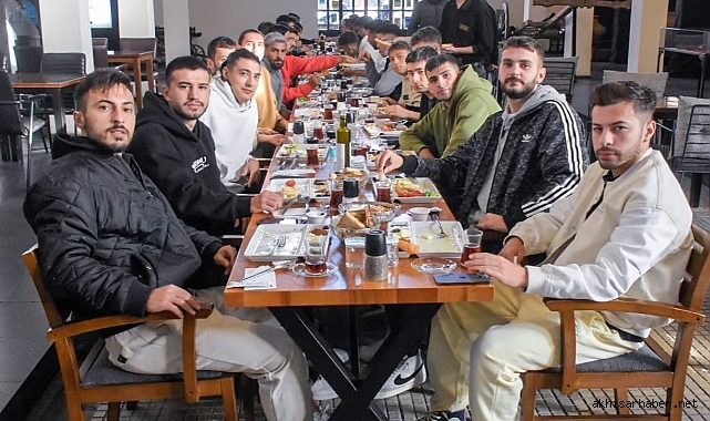 Akhisarspor'dan Moral Kahvaltısı