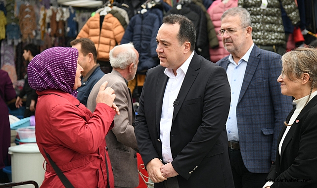 Besim Dutlulu, Cumartesi Pazarını Ziyaret Ederek Halk ve Esnafla Buluştu