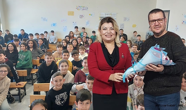 Doğada Gizli Matematik: Akhisarlı Öğrencilere Eğitici Gösterim