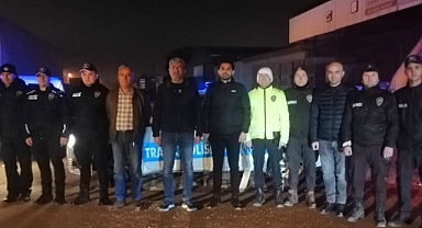 Görev Başında Yeni Yılı Kutlayan Kahramanlara Kaymakam Kütük’ten Sürpriz Ziyaret