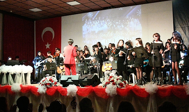 Labris Gençlik Orkestrası'ndan dinamik performans