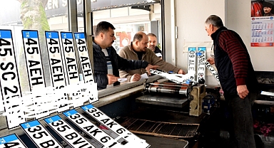 Manisa'da Araç Plakalarına Teknolojik Dokunuş: Karekodlu Plakalar Dönemi Başladı