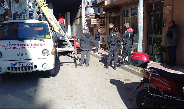 Manisa'da içim yanıyor bu yangını söndürün diyerek itfaiyeyi aradı