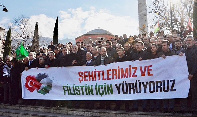 Milli İrade Platformundan Şehitler İçin Anlamlı Yürüyüş ve Dua Buluşması