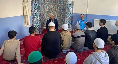 Müftü Salman'dan Zeytinliova Hafızlık Kur'an Kursuna ziyaret
