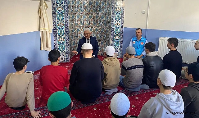 Müftü Salman'dan Zeytinliova Hafızlık Kur'an Kursuna ziyaret