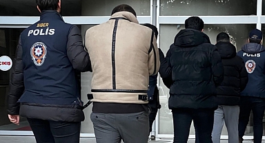 Sahte Site Üzerinden Kaporayla Dolandıran 5 Kişi Tutuklandı