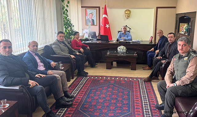 Türkiye Kamu-Sen Akhisar İlçe Başkanlığı'ndan Kaymakam Murat Kütük'e Anlamlı Ziyaret
