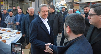 AK Parti'nin Akhisar Belediye Başkan Adayı Sahaya İndi