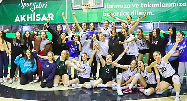 Akhisar Belediye Kadın Voleybol Takımın Çeyrek final Müsabakaları belli oldu