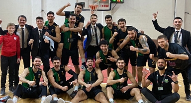 Akhisar Belediyesi, Nefes Kesen Bir Geri Dönüşle Orhangazi Gençlik'i Mağlup Etti
