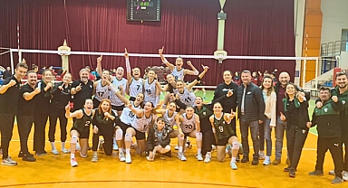 Akhisar Belediyespor Kadın Voleybol Takımı, Play-Off'ları namağlup bitirdi