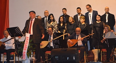 Akhisar'da Anlamlı Gece: İclal Bebek İçin Müzik Dolu Destek