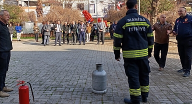 Akhisar’da Eğitimciler ve Yöneticiler Yangın Tatbikatında