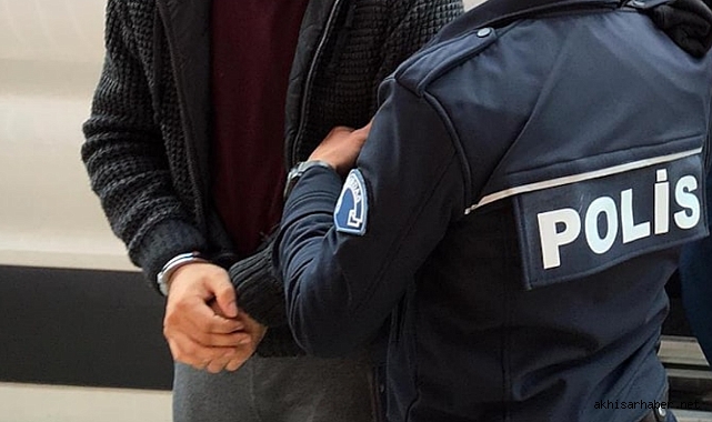 Akhisar'da FETÖ Firarisi Yakalandı ve Cezaevine Teslim Edildi