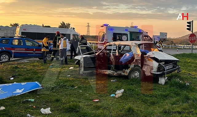 Akhisar’da Kavşakta Meydana Gelen Trafik Kazasında 3 Kişi Hayatını Kaybetti