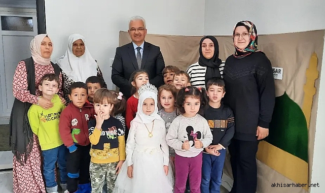 Akhisar'da Minik Esmanur'un Kur'an Sevinci