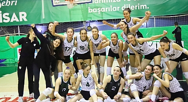 Akhisar Derbisinde Kazanan Akhisar Belediye!