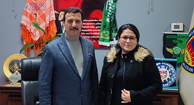 Akhisar Hürriyet Mahallesi Muhtar Adayı Sevgi Eşim'den Önemli Ziyaret