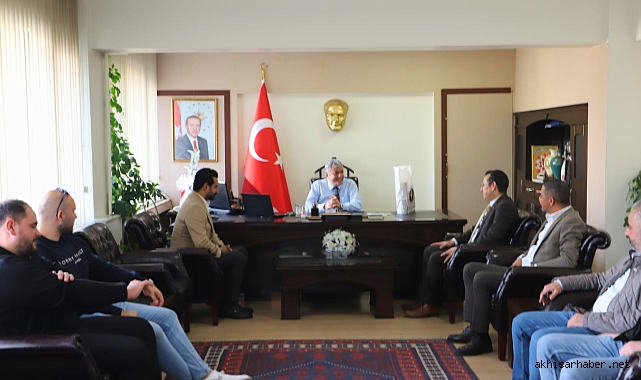 Akhisar Kaymakamı Murat Kütük, Ticaret Odası Genç Girişimciler İcra Komitesi ile Buluştu