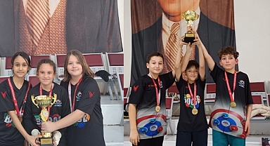 Akhisar Mehmet Keskinoğlu Ortaokulu, Floor Curling'te İl Birincisi Oldu