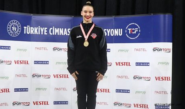 Akhisarlı Ayşe Begüm Onbaşı Aerobik Cimnastikte Türkiye Şampiyonu