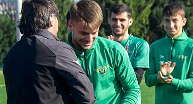 Akhisarspor'da Semih Görer'e Centilmenlik Ödülü