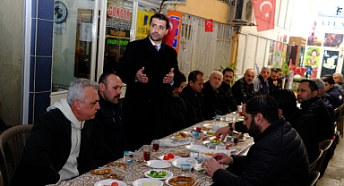 Belediye Başkan Adayı Hızır Şenol esnaflarla kahvaltı da buluştu