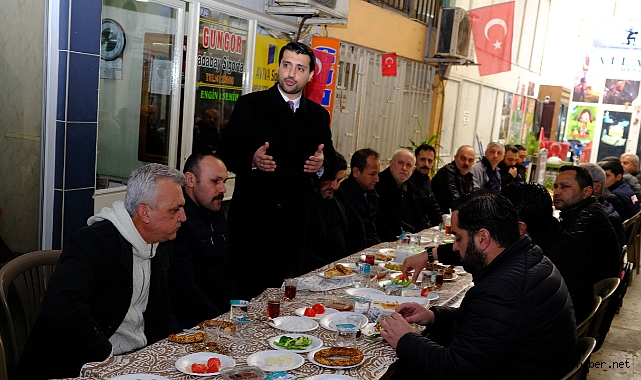 Belediye Başkan Adayı Hızır Şenol esnaflarla kahvaltı da buluştu