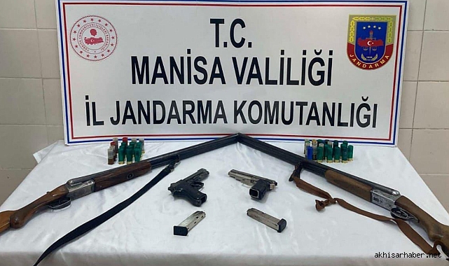 Gördes’te Jandarma'dan Silah Kaçakçılarına Operasyon