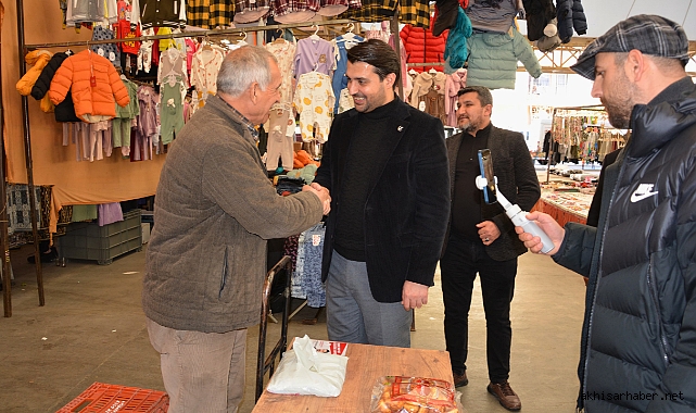 Hızır Şenol cuma pazarında esnaf ziyareti gerçekleştirdi