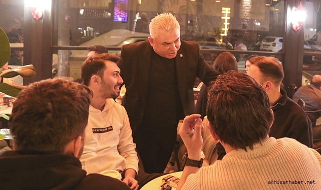 İYİ Partili Hüseyin Ali Doğan, gençleri ziyaret etti