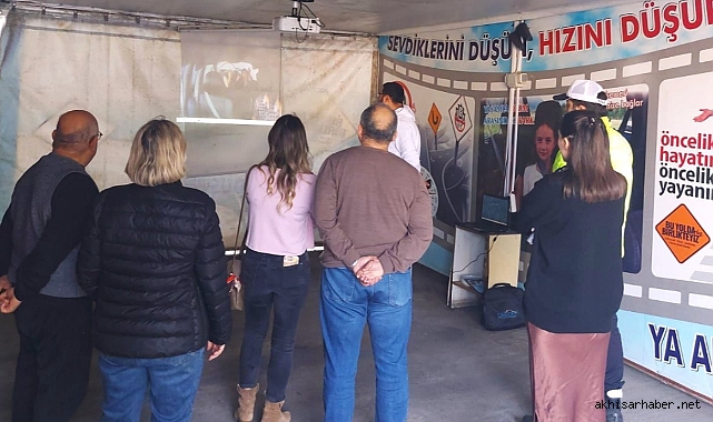 Manisa'da Trafik Güvenliği Bilgilendirme Etkinliği Gerçekleştirildi