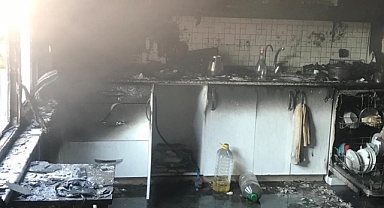 Manisa Şehzadeler'de Yangın Kontrol Altına Alındı: Ekipler Geceyi Aydınlattı
