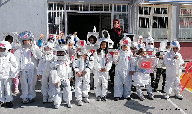 Misak-ı Milli İlkokulu'nda Atatürk Çocukları Uzay'da Etkinliği Büyük İlgi Gördü