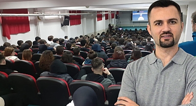 Psikolog Enis Geçek'ten 12. Sınıf öğrencilerine seminer